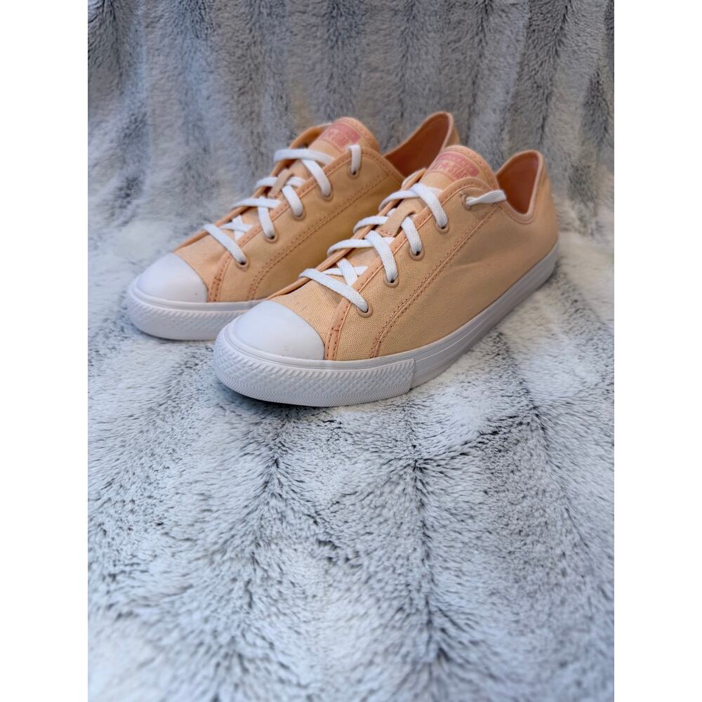 Converse Chuck Taylor All Star Dainty Ox Cheeky Coral Peach Women's Size 8.5